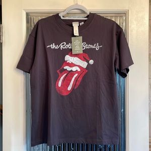 THE ROLLING STONES HOLIDAY TEE SIZE XS NWT